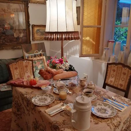 Fonagy Es Walter Vendeg- Es Borhaz Bed and Breakfast Vác Εξωτερικό φωτογραφία